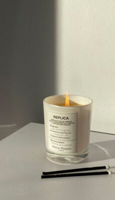 Nến thơm Replica